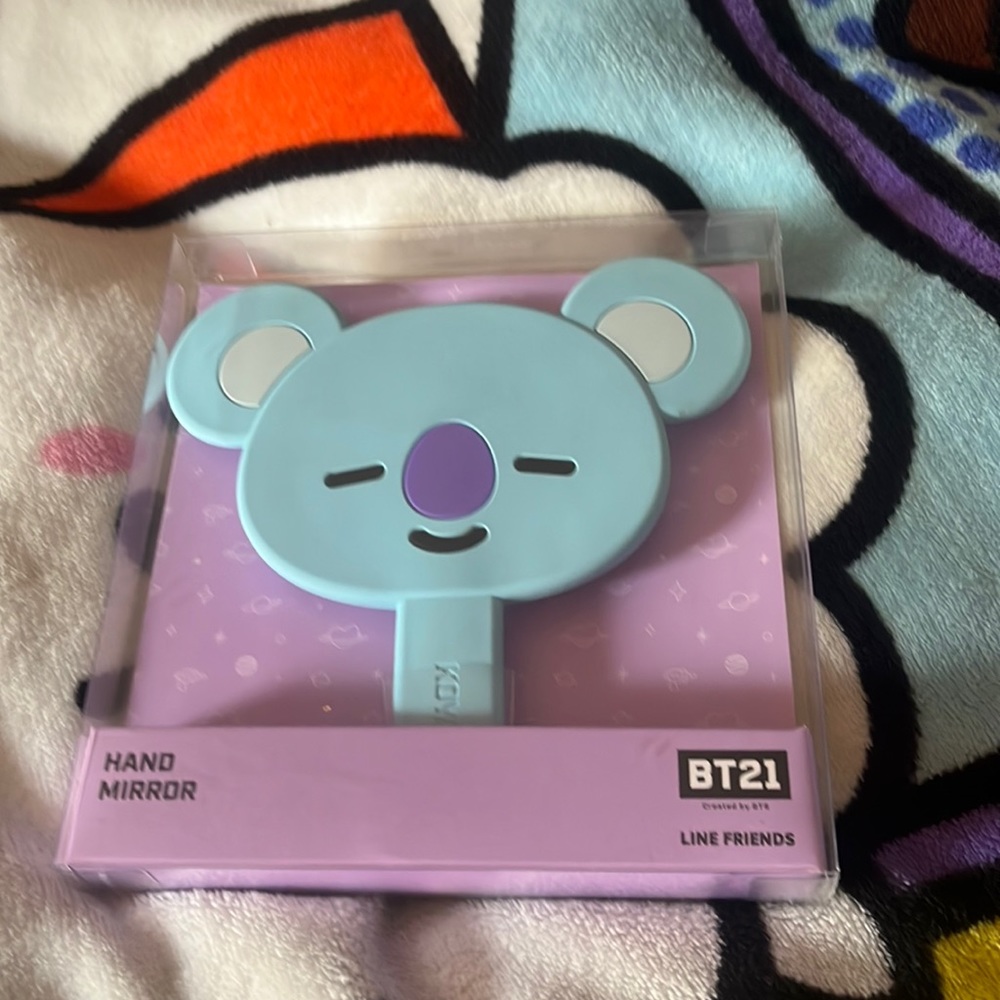 Bt21 hand mirror koya